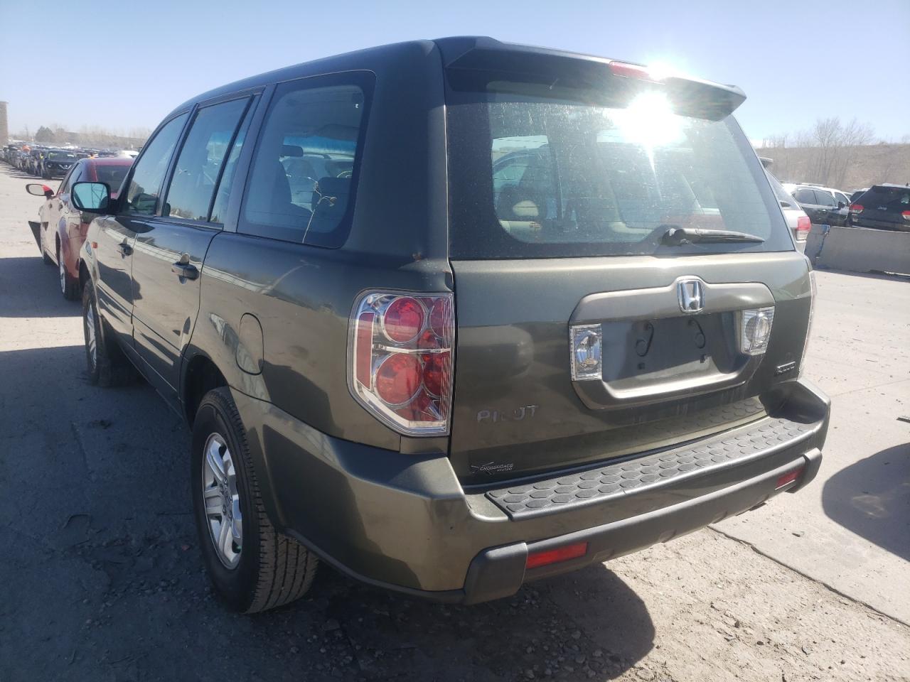 Photo 3 from auction – 2006 HONDA PILOT LX with VIN 2HKYF18116H532955
