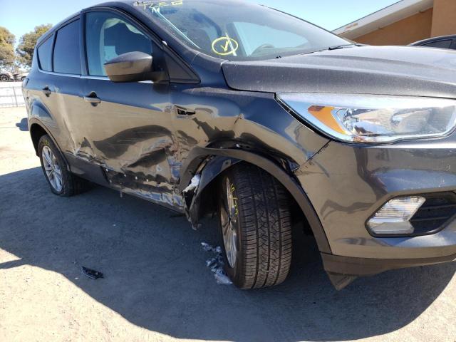 Photo 9 from auction – 2017 FORD ESCAPE SE with VIN 1FMCU9G95HUD29657