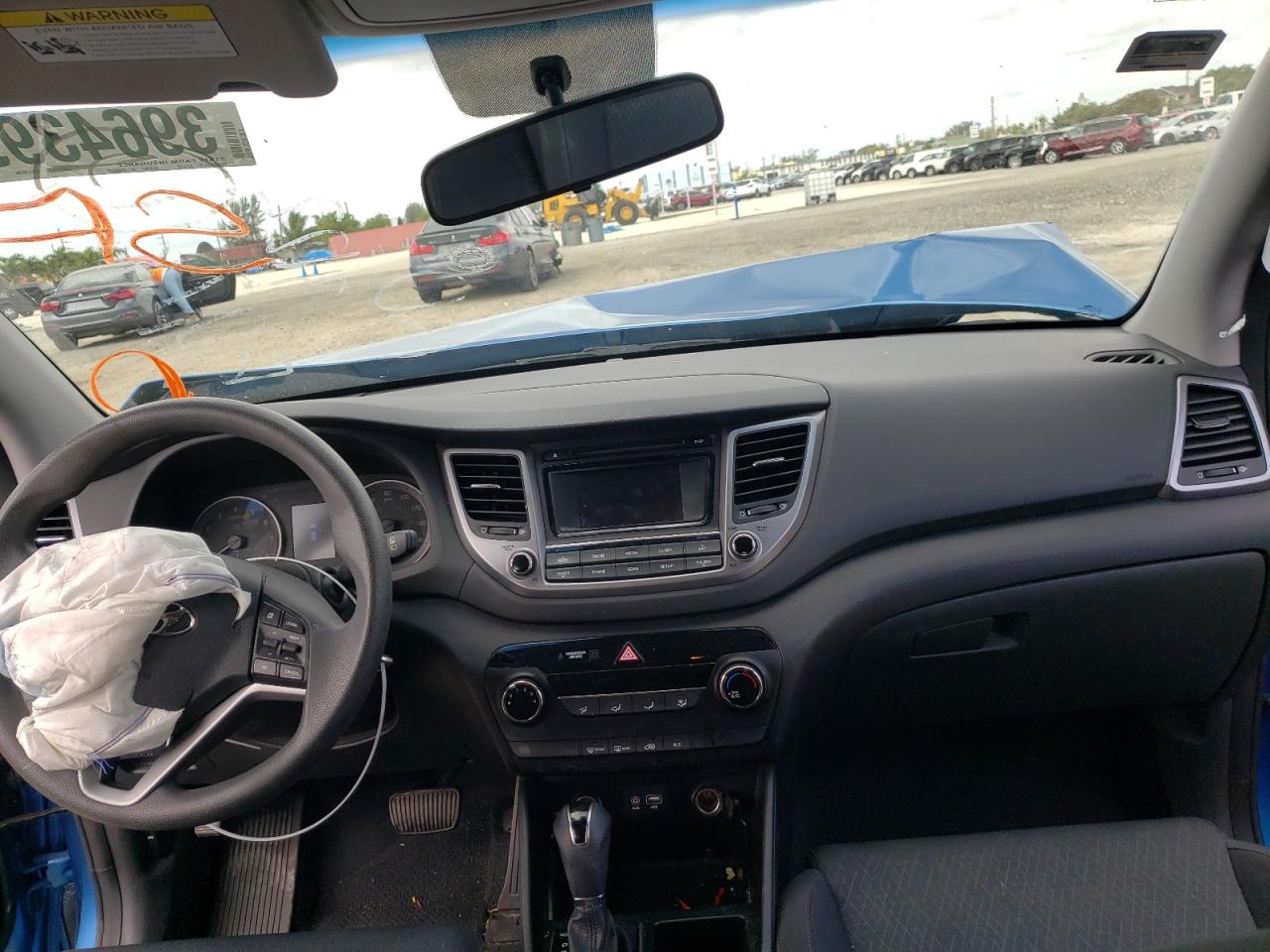 Photo 9 from auction – 2017 HYUNDAI TUCSON LIM with VIN KM8J33A40HU545971