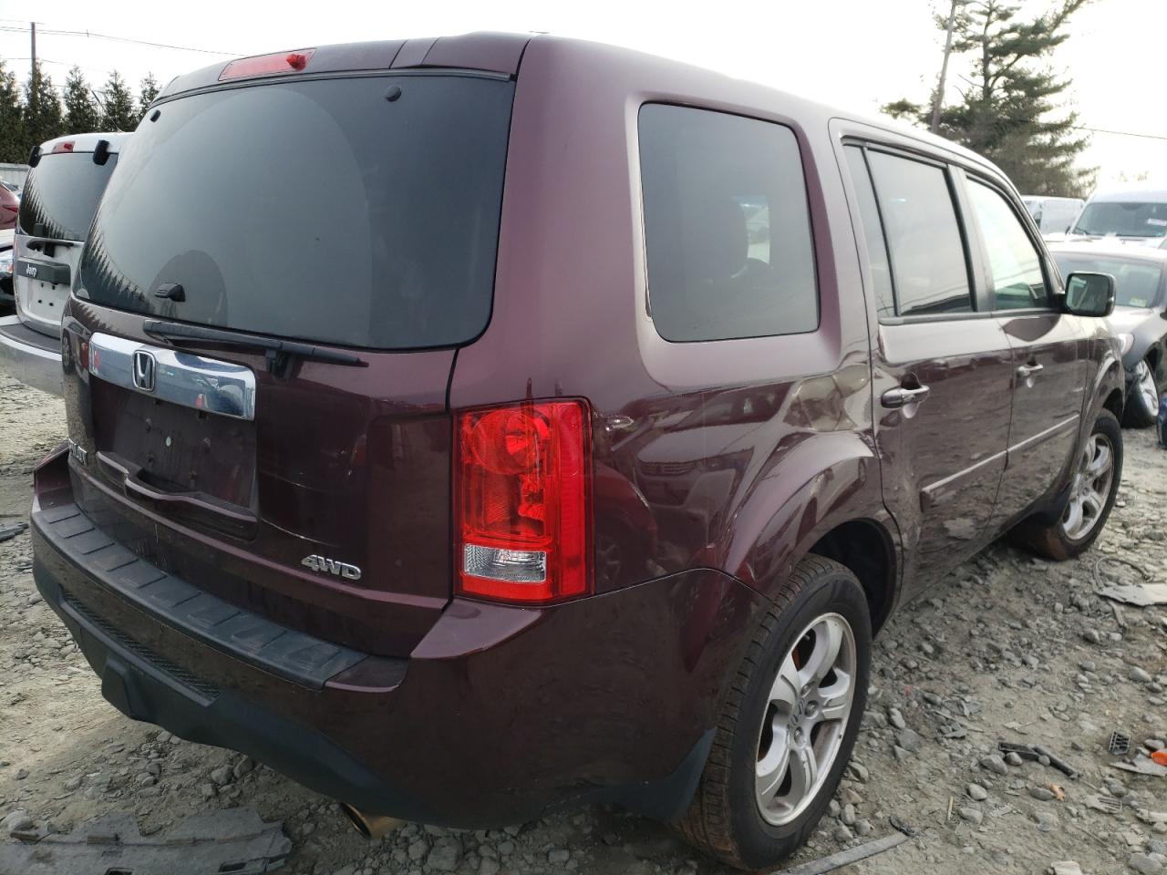 Photo 4 from auction – 2013 HONDA PILOT EXLN with VIN 5FNYF4H79DB028221