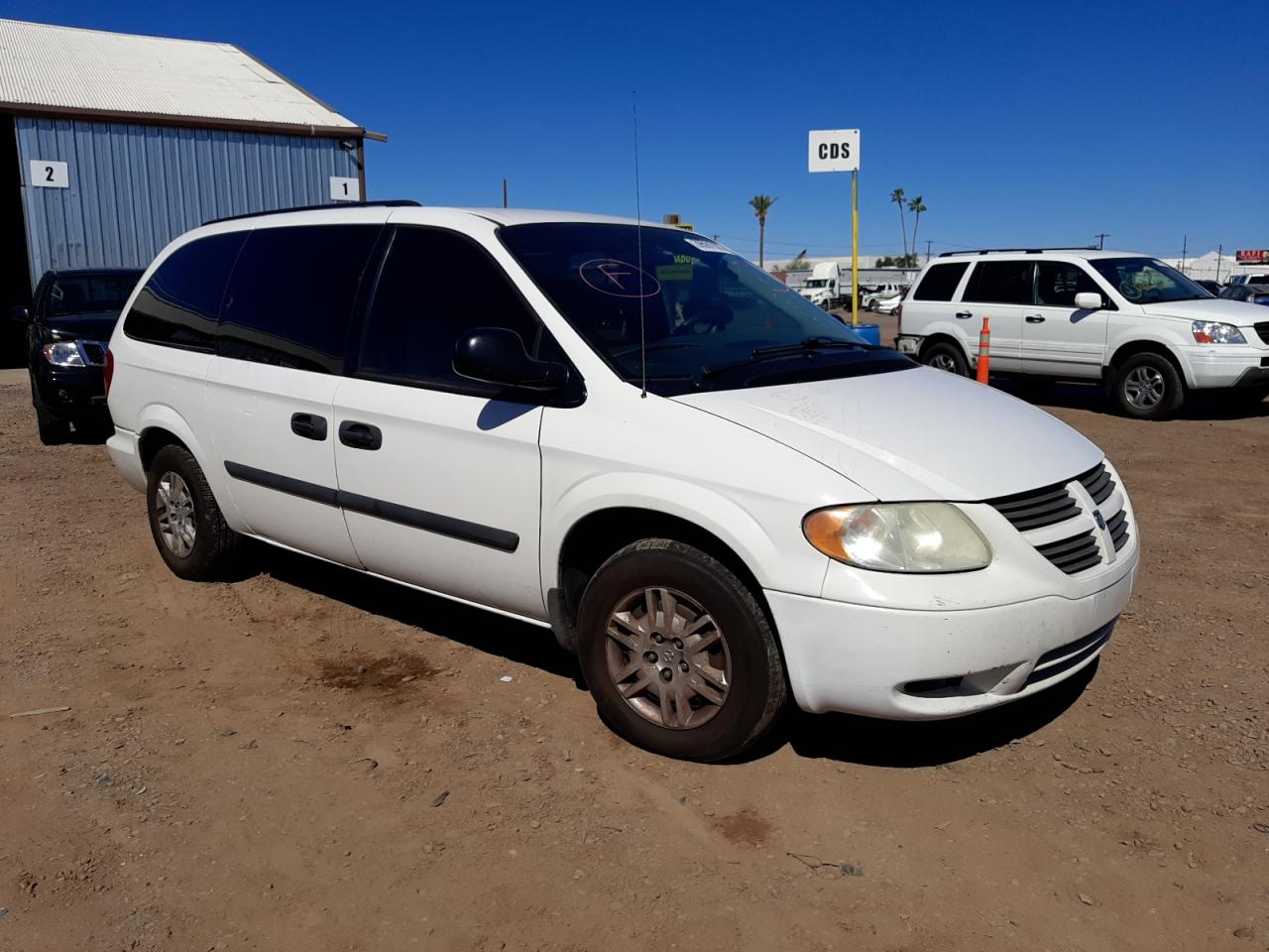 DODGE GRAND CARA 2007 with VIN 1D4GP24R97B253026 - Photo from auction