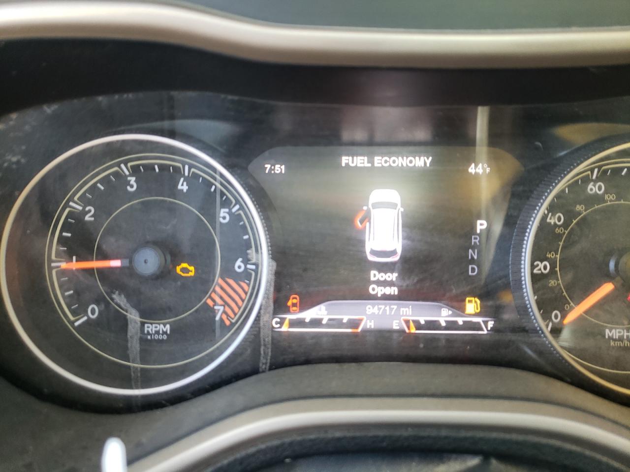 Photo 8 from auction – 2015 JEEP CHEROKEE L with VIN 1C4PJMDBXFW743009