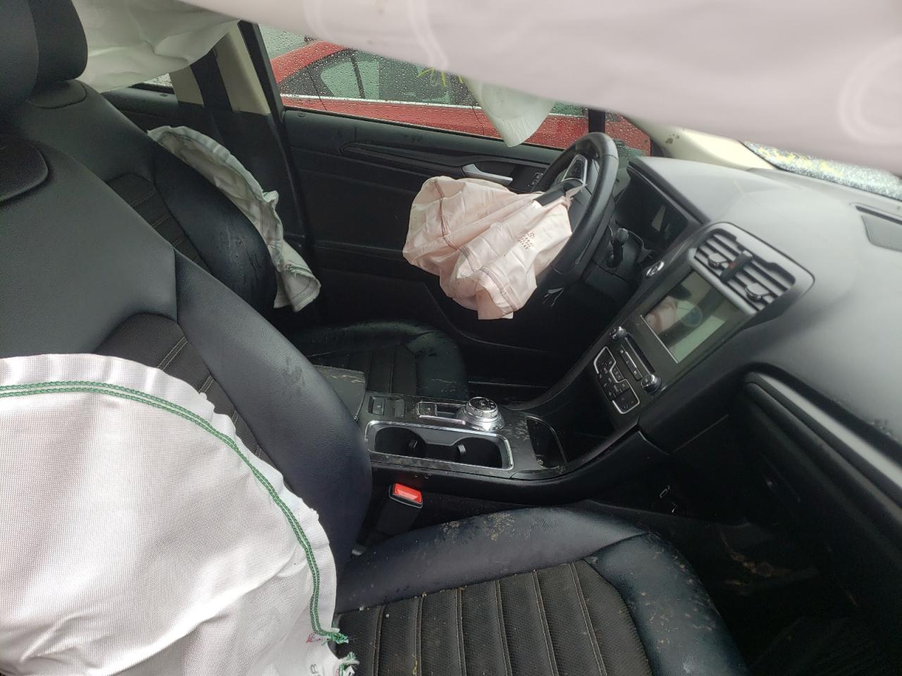 Photo 5 from auction – 2018 FORD FUSION SE with VIN 3FA6P0HD4JR245209