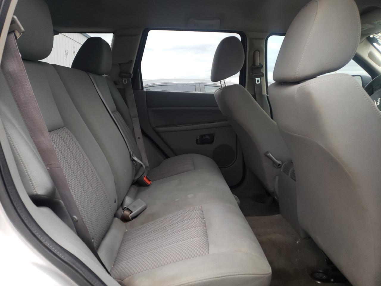 Photo 6 from auction – 2005 JEEP GRAND CHER with VIN 1J4GR48K55C500544