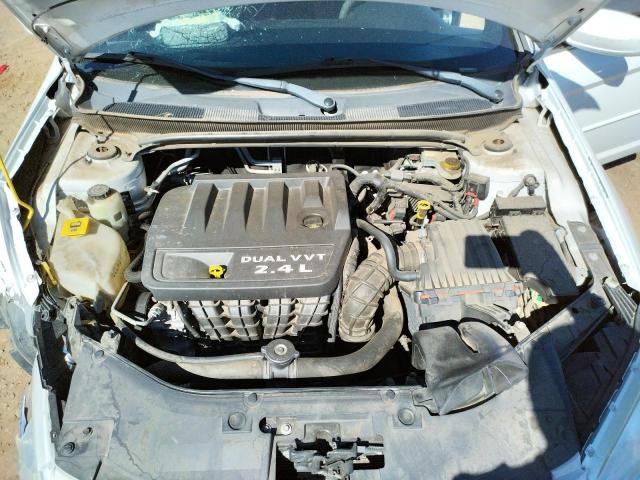Photo 7 from auction – 2012 CHRYSLER 200 LX with VIN 1C3CCBAB3CN212743