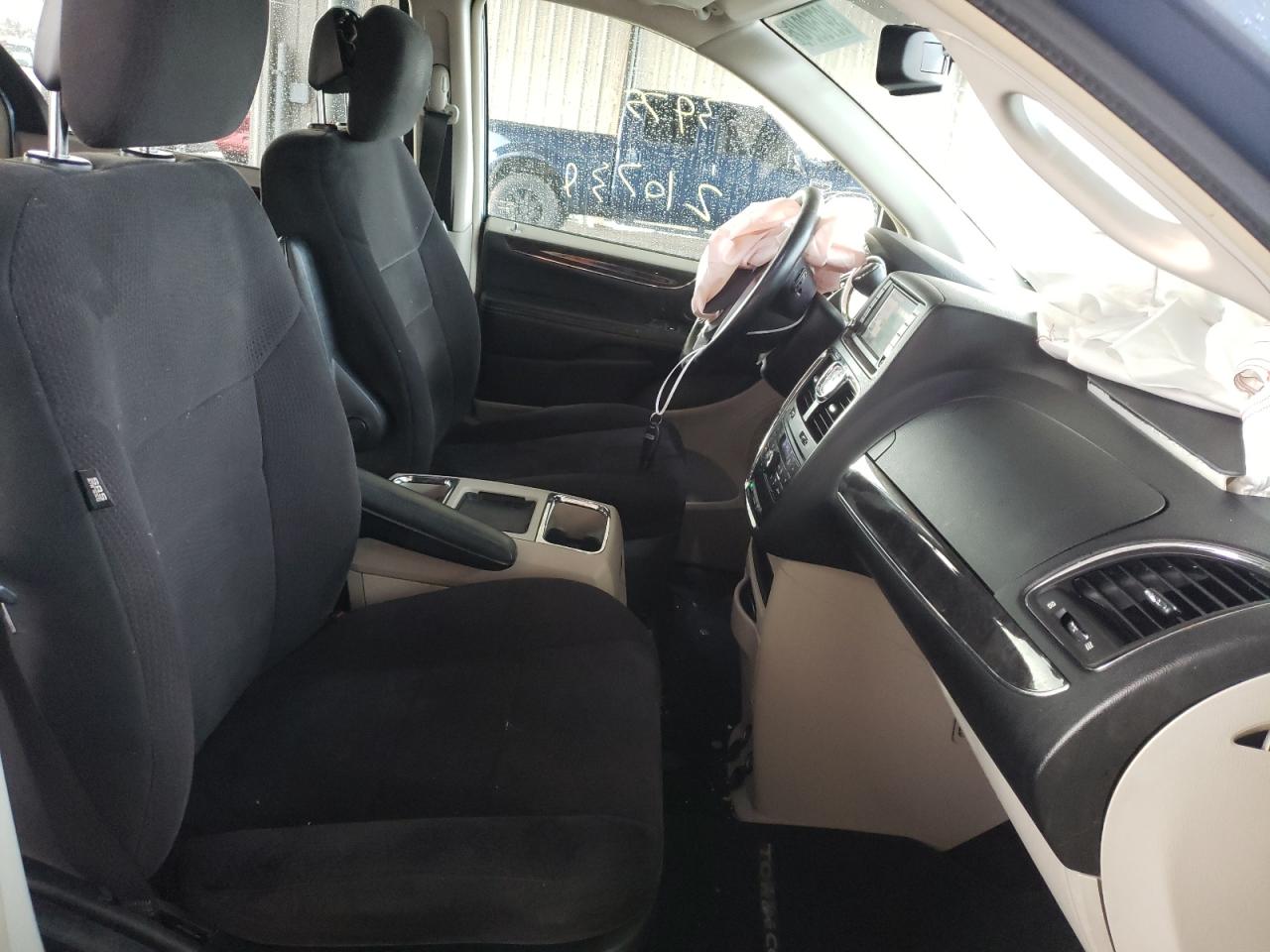 Zdjęcie 5 z aukcji – 2011 CHRYSLER TOWN & COU z VIN 2A4RR5DG3BR716587
