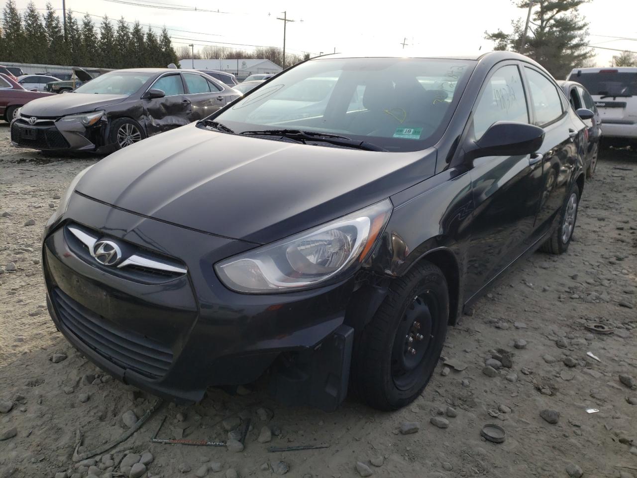 Photo 2 from auction – 2013 HYUNDAI ACCENT with VIN KMHCT4AE3DU352585