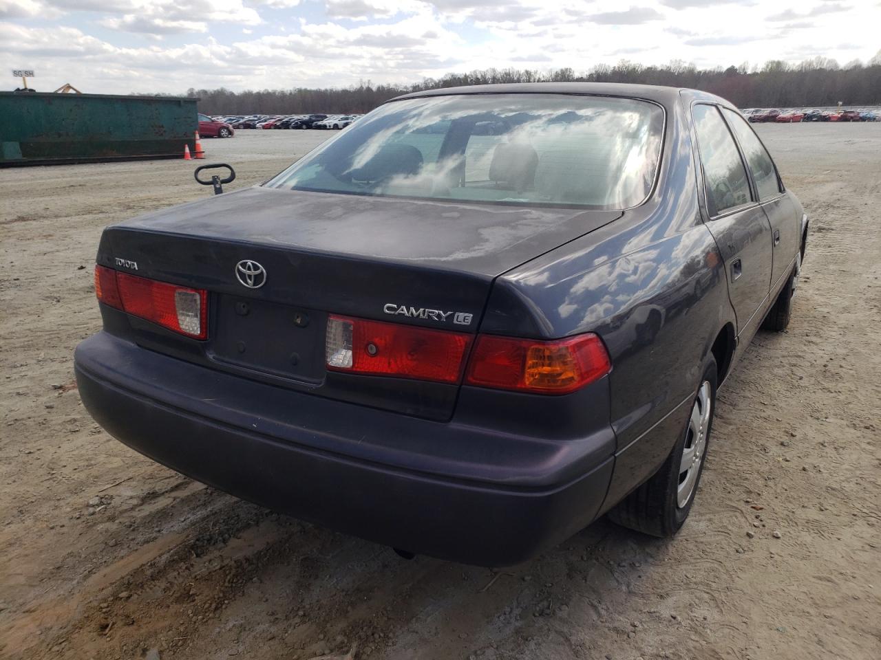 Photo 4 from auction – 2000 TOYOTA CAMRY CE with VIN 4T1BG22K6YU953150