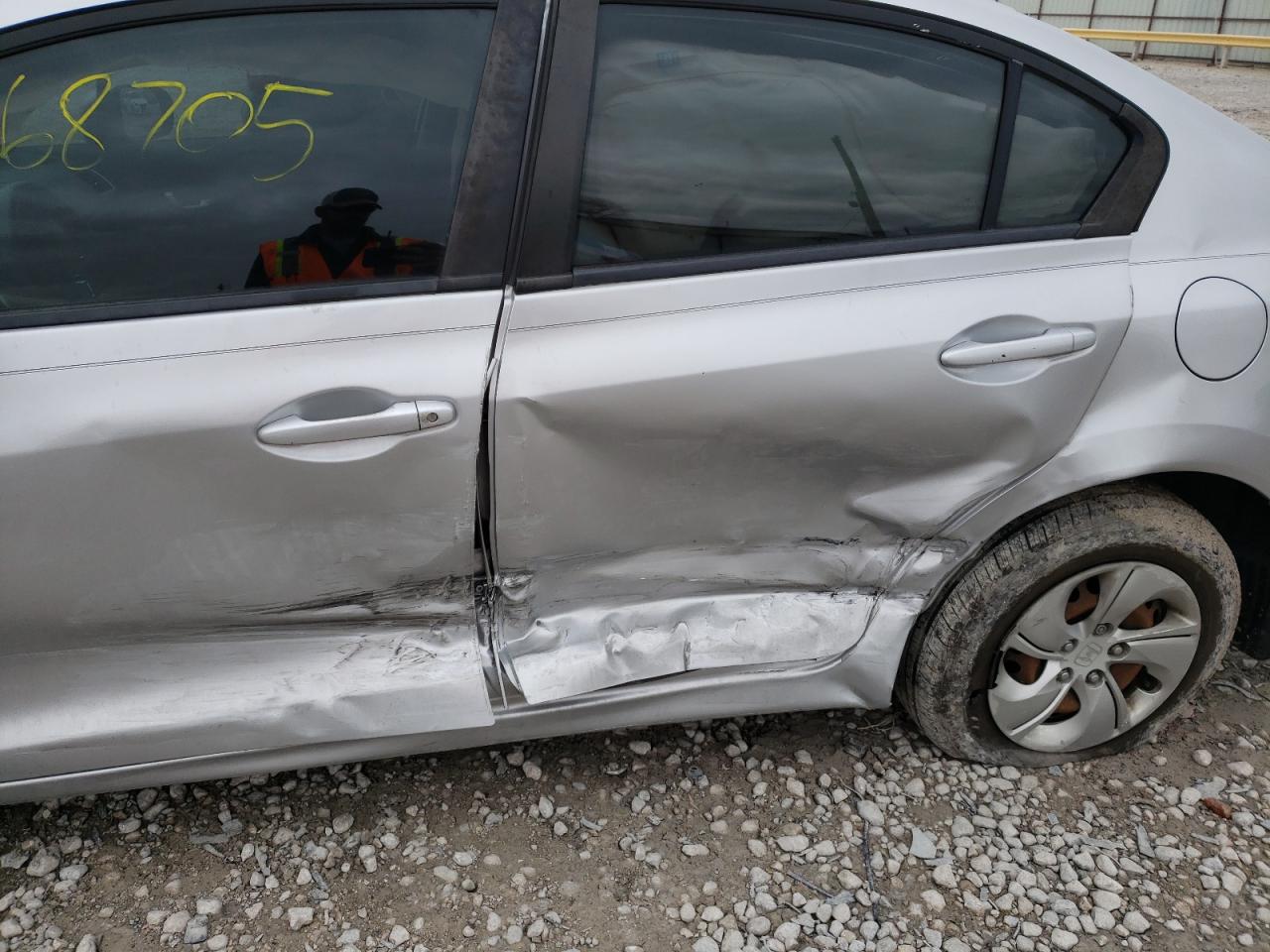 Photo 9 from auction – 2015 HONDA CIVIC with VIN 19XFB2F5XFE077574