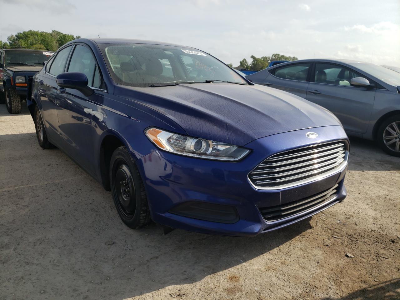 FORD FUSION S 2015 with VIN 3FA6P0G74FR301281 - Photo from auction