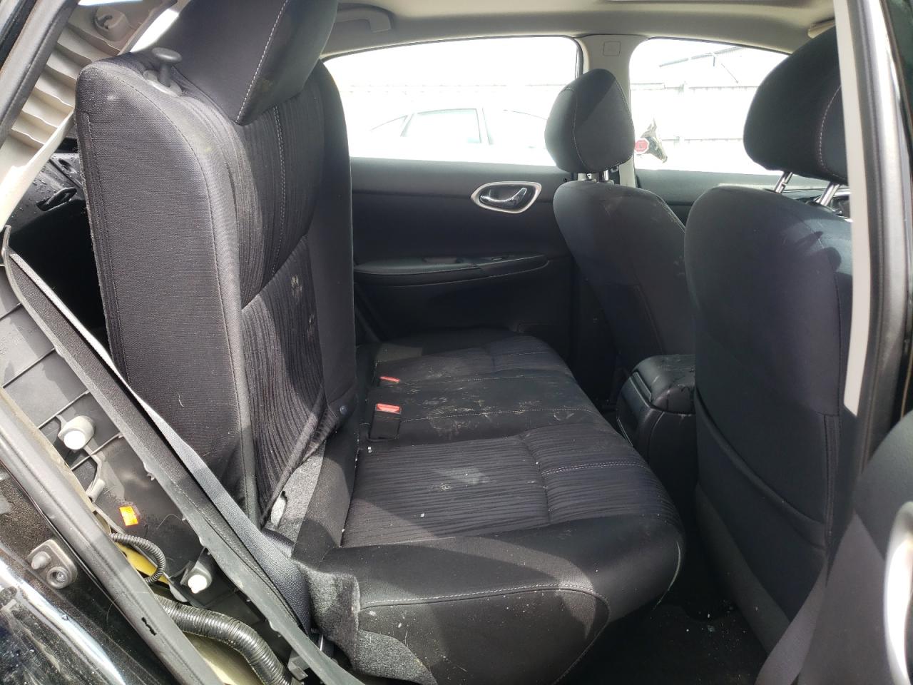 Photo 6 from auction – 2016 NISSAN SENTRA S with VIN 3N1AB7APXGL649341