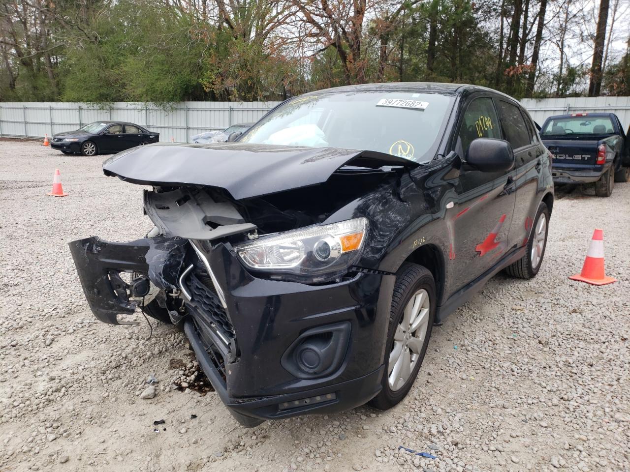 Photo 2 from auction – 2015 MITSUBISHI OUTLANDER with VIN 4A4AP3AW5FE062616