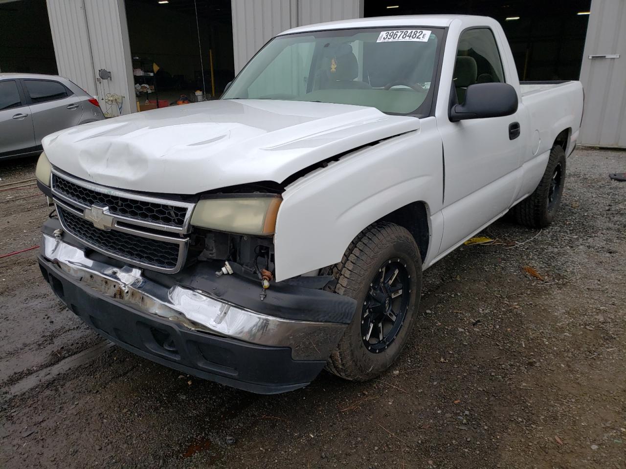 Photo 2 from auction – 2007 CHEVROLET silverado with VIN 1GCEC14X77Z154897