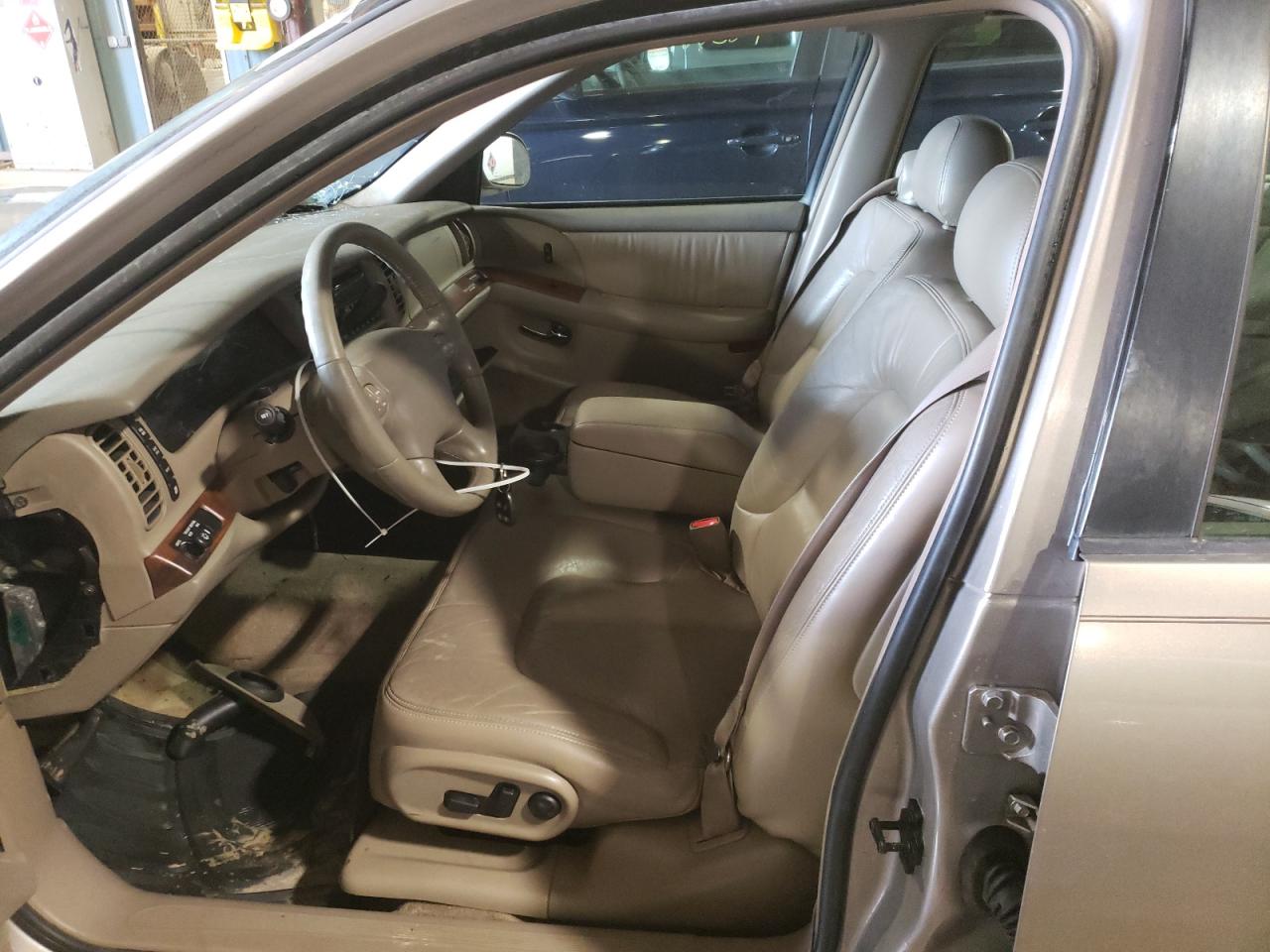Photo 5 from auction – 2001 BUICK PARK AVENU with VIN 1G4CW54K514202651