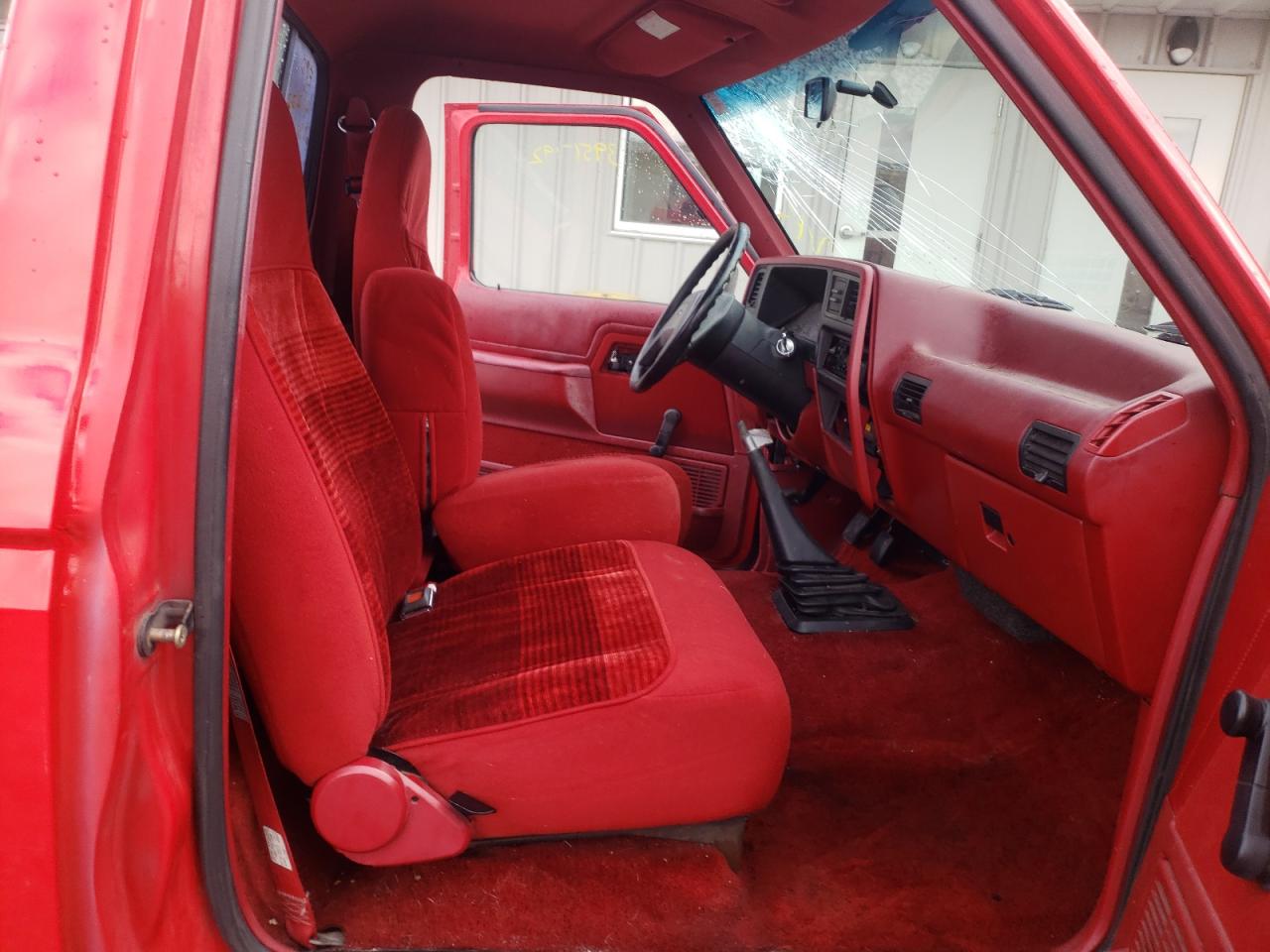 Photo 5 from auction – 1992 FORD RANGER with VIN 1FTCR11A1NUB66639