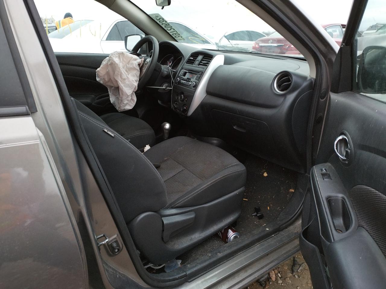 Photo 5 from auction – 2017 NISSAN VERSA S with VIN 3N1CN7AP9HK420642