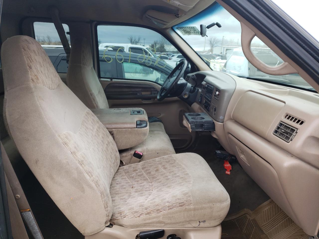 Photo 5 from auction – 1999 FORD F250 SUPER with VIN 1FTNX21F2XED08025