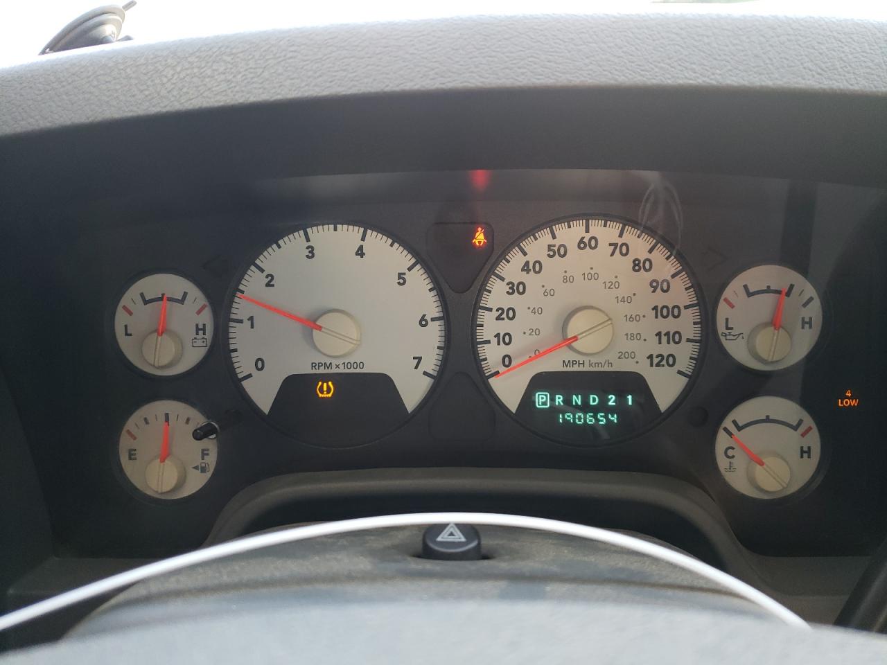 Photo 8 from auction – 2008 DODGE RAM 1500 S with VIN 1D7HU18208S608920