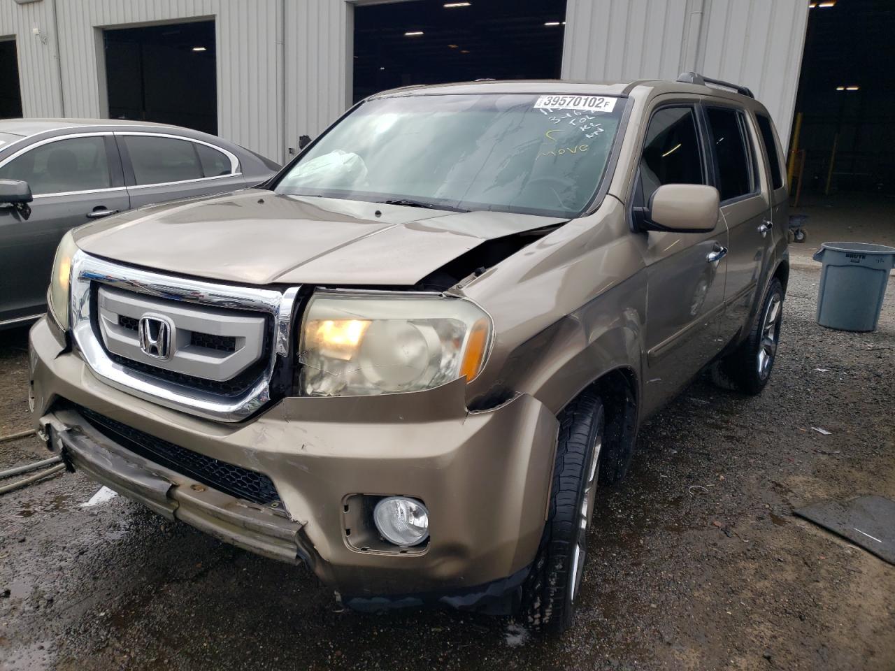 Photo 2 from auction – 2011 HONDA PILOT EX with VIN 5FNYF3H42BB057007