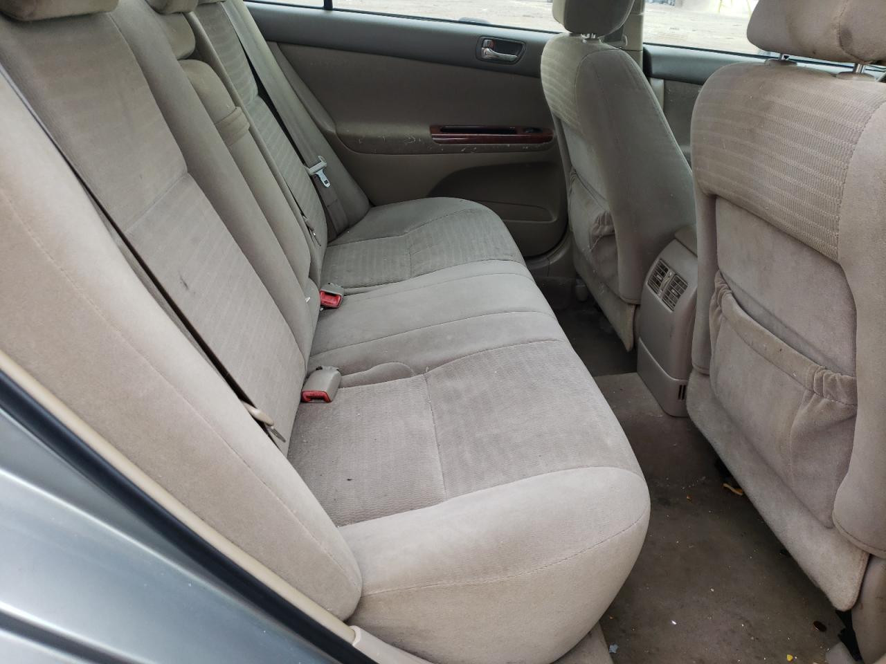 Photo 6 from auction – 2006 TOYOTA CAMRY with VIN 4T1BE30K06U652417