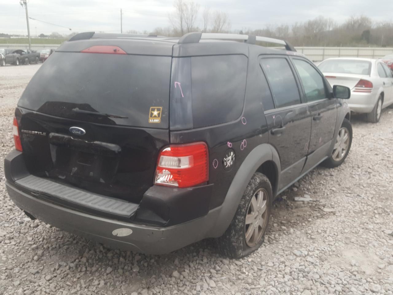 Photo 4 from auction – 2005 FORD FREESTYLE with VIN 1FMZK01165GA43325