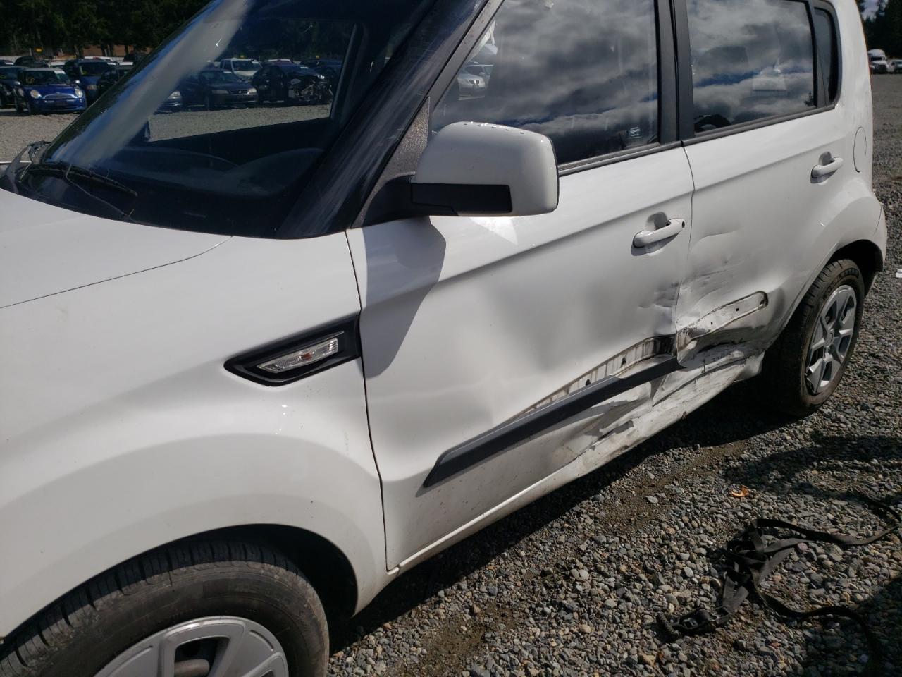 Photo 9 from auction – 2013 KIA SOUL with VIN KNDJT2A58D7754861
