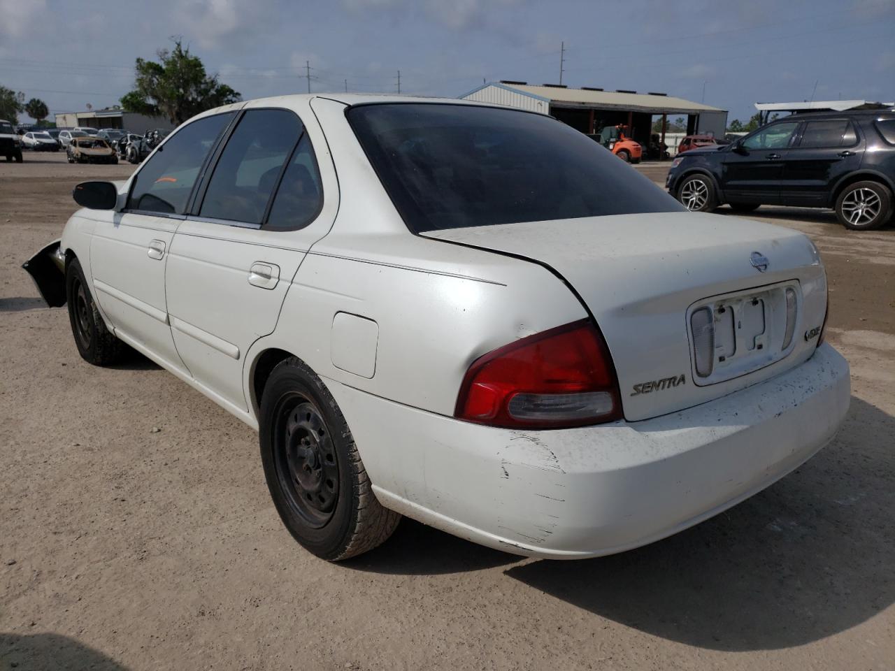 Photo 3 from auction – 2000 NISSAN SENTRA BAS with VIN 3N1CB51D9YL326094