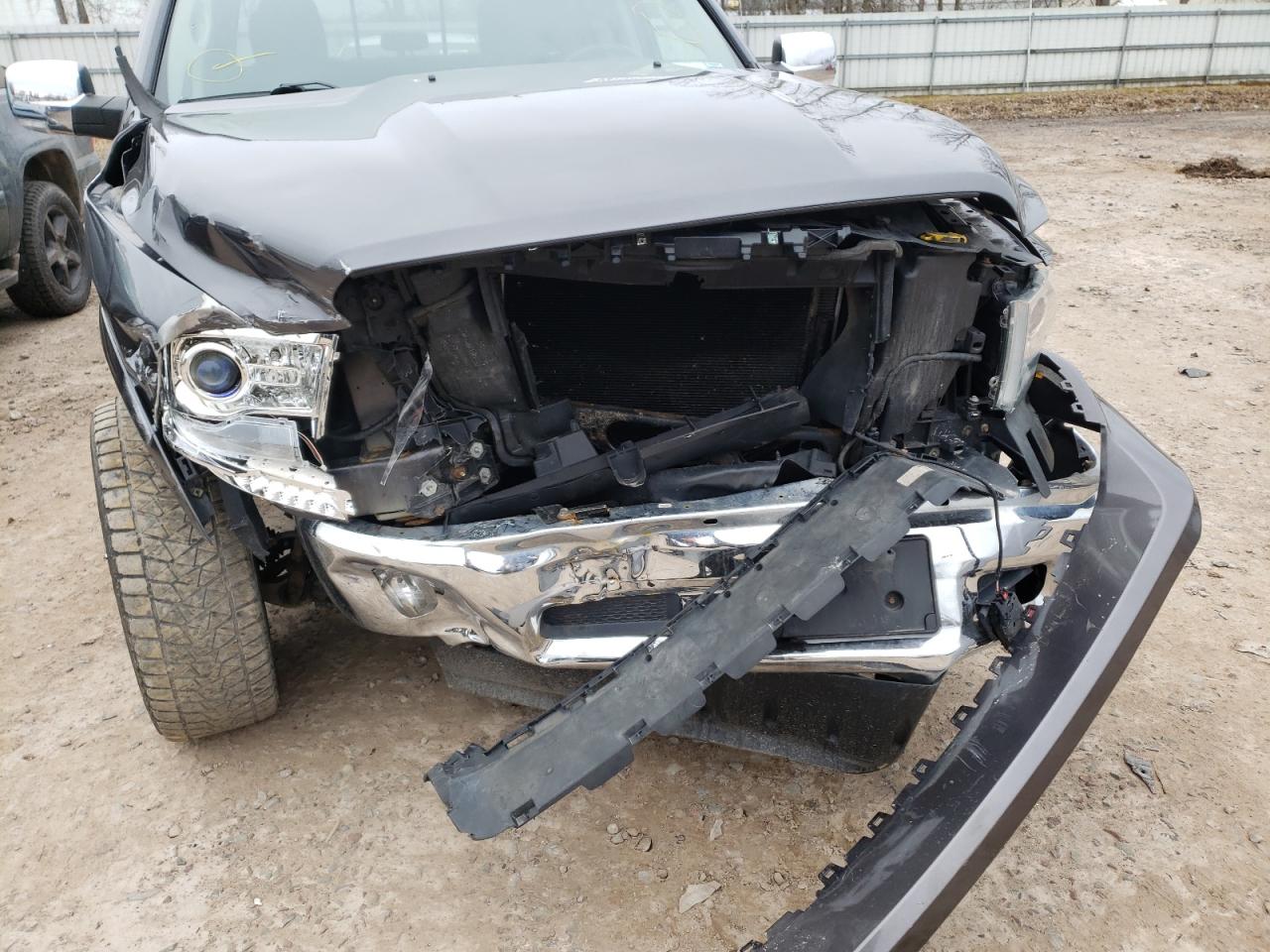 Photo 9 from auction – 2016 RAM 1500 LARAM with VIN 1C6RR7NT5GS320753