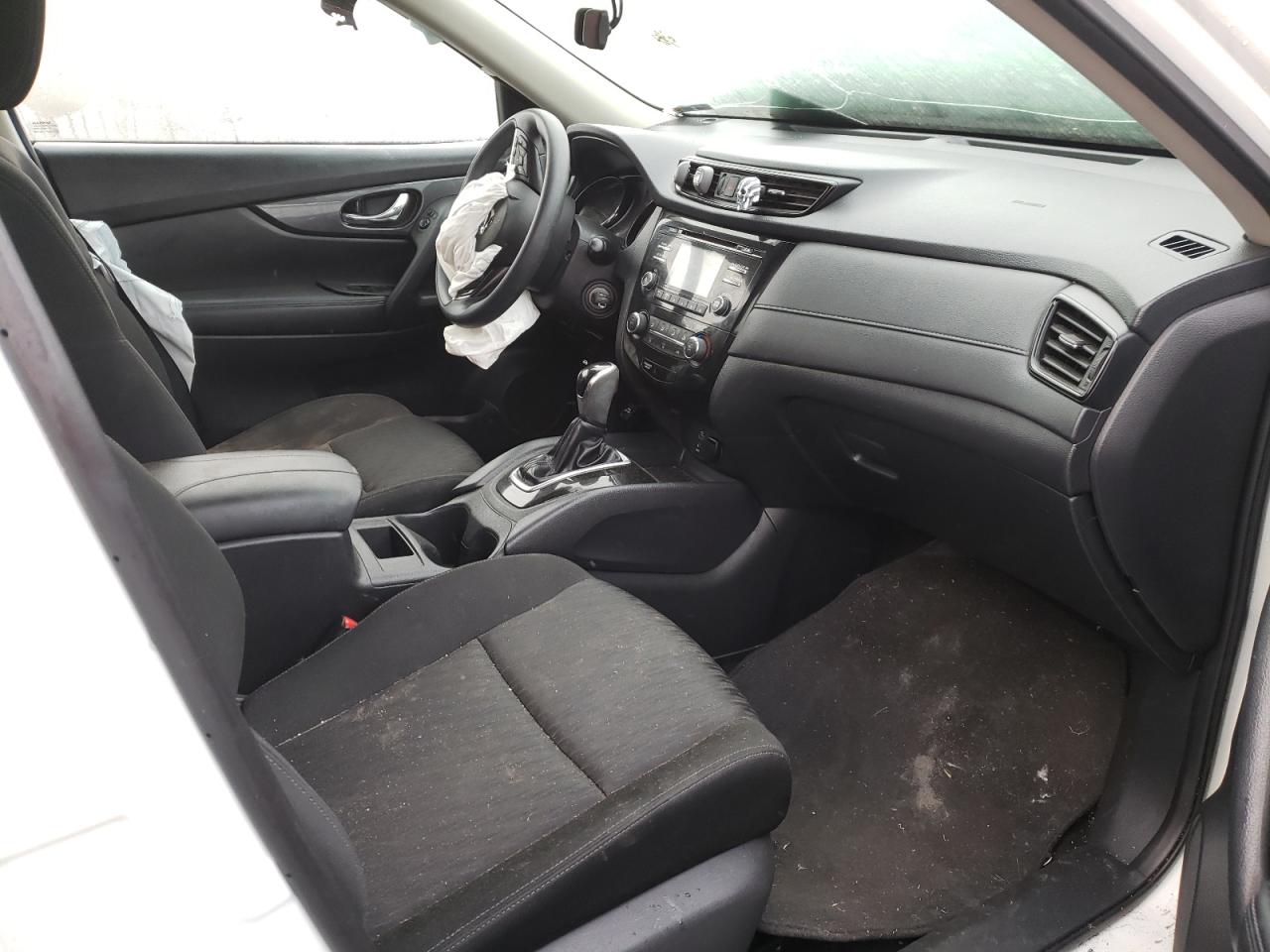 Photo 5 from auction – 2017 NISSAN ROGUE S with VIN KNMAT2MV1HP573425