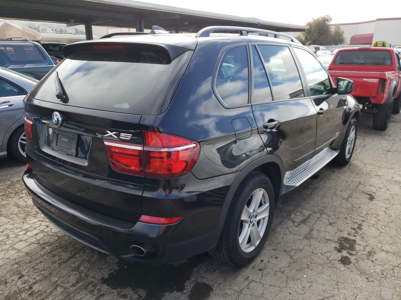 Photo 4 from auction – 2012 BMW X5 XDRIVE3 with VIN 5UXZW0C57CL665301