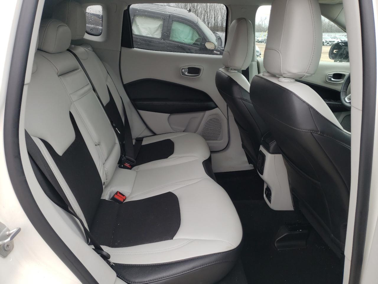 Photo 6 from auction – 2018 JEEP COMPASS LA with VIN 3C4NJCBB7JT462708