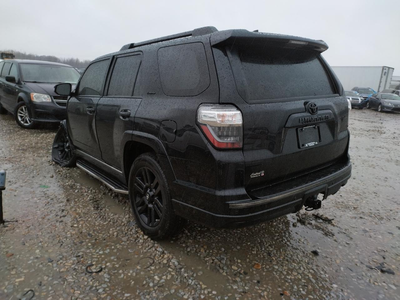 Photo 3 from auction – 2019 TOYOTA 4RUNNER SR with VIN JTEBU5JR3K5639031