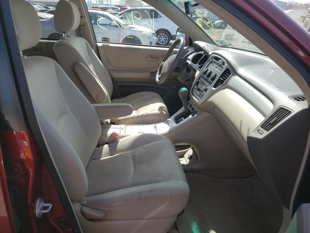 Photo 5 from auction – 2004 TOYOTA HIGHLANDER with VIN JTEDP21A540021976