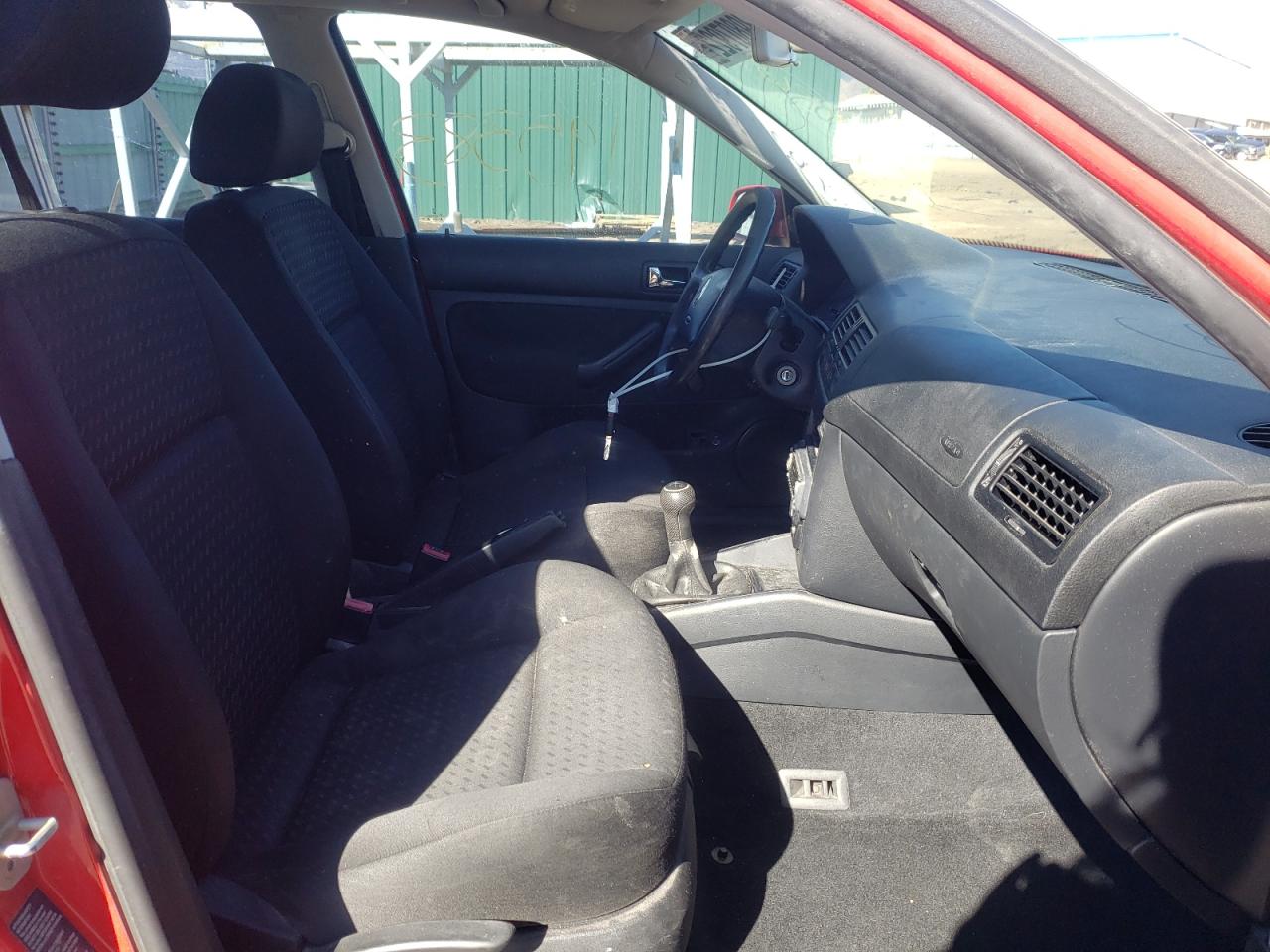 Photo 5 from auction – 2002 VOLKSWAGEN JETTA GL with VIN 3VWRK69M22M041284