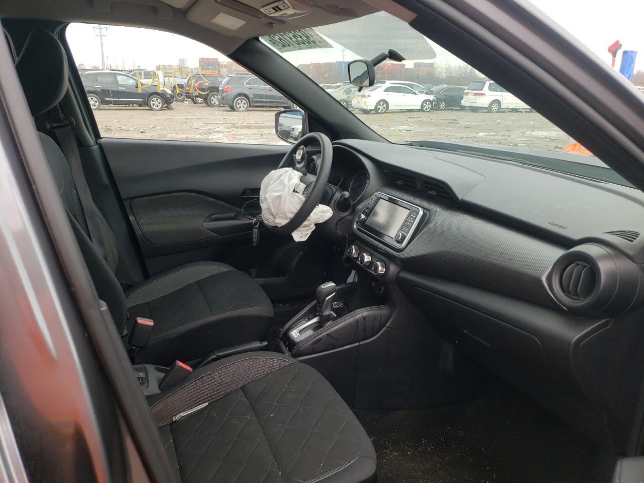 Photo 5 from auction – 2019 NISSAN KICKS S with VIN 3N1CP5CU3KL522909
