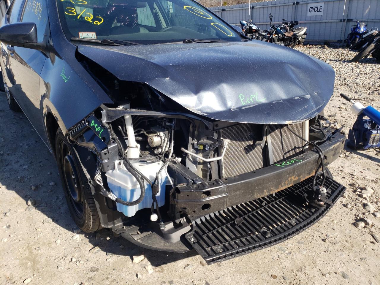 Photo 9 from auction – 2018 TOYOTA COROLLA L with VIN 2T1BURHE1JC097668