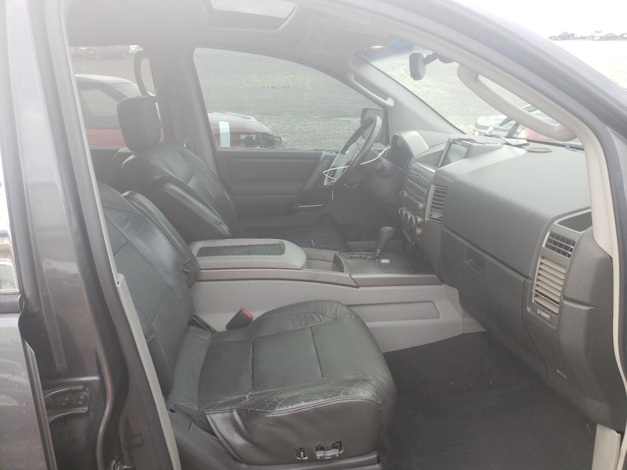 Photo 5 from auction – 2004 NISSAN ARMADA SE with VIN 5N1AA08B04N722502