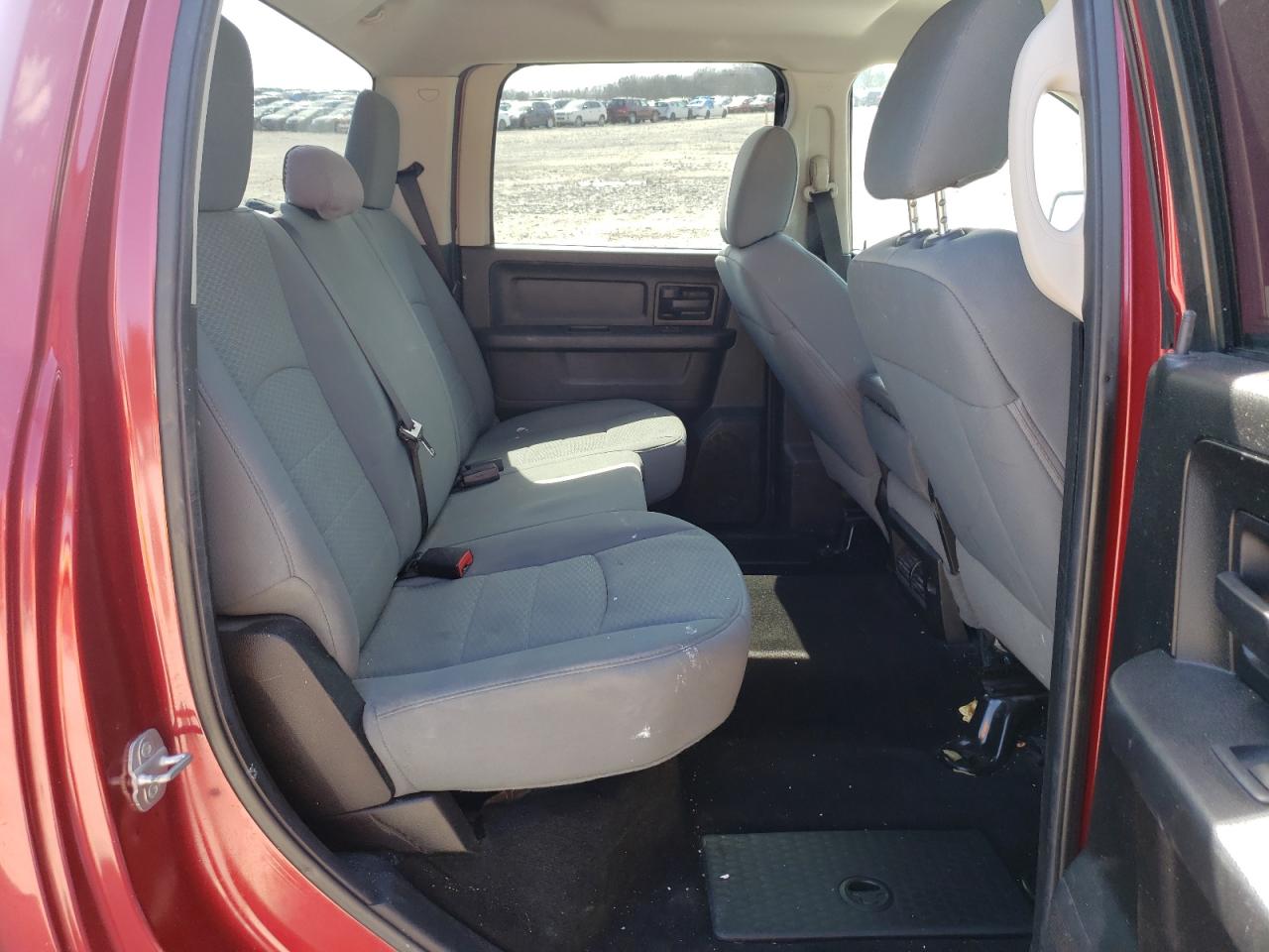 Photo 6 from auction – 2014 RAM 1500 ST with VIN 1C6RR6KT7ES134773
