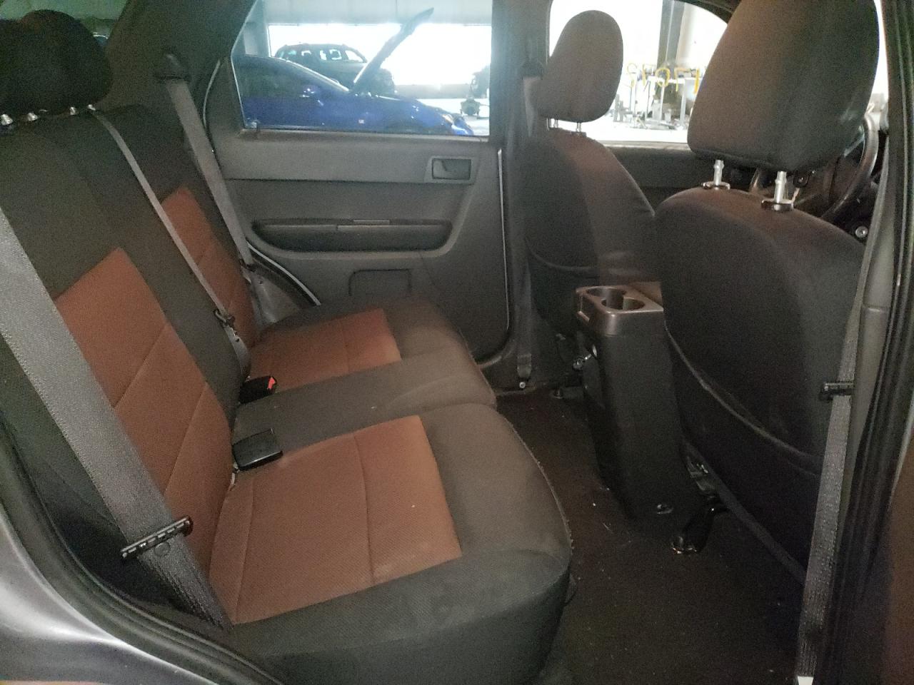 Photo 6 from auction – 2008 FORD ESCAPE XLT with VIN 1FMCU93158KB14520