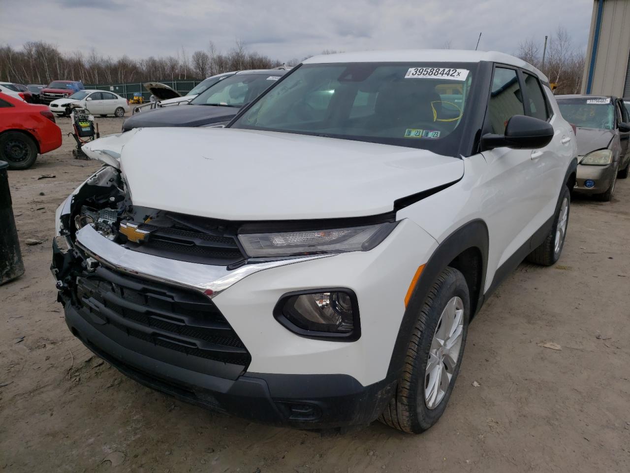 Photo 2 from auction – 2021 CHEVROLET TRAILBLAZE with VIN KL79MNSL9MB030041