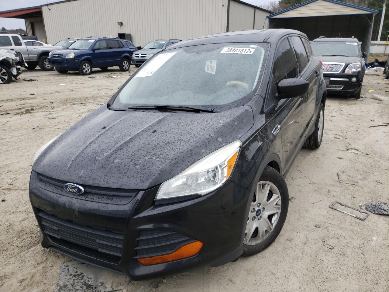 Photo 2 from auction – 2013 FORD ESCAPE S with VIN 1FMCU0F70DUD91764