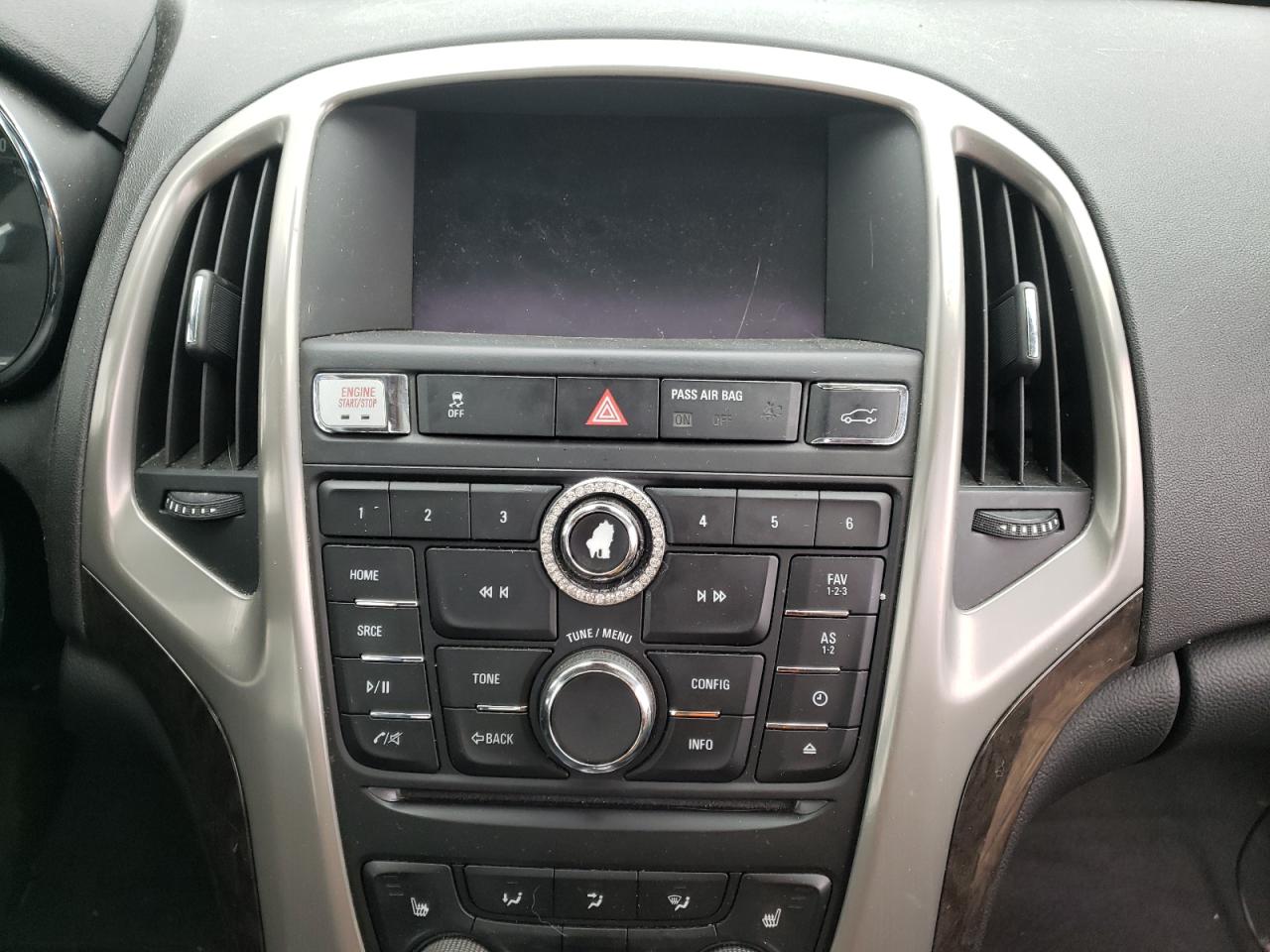 Photo 9 from auction – 2013 BUICK VERANO with VIN 1G4PS5SK0D4224013