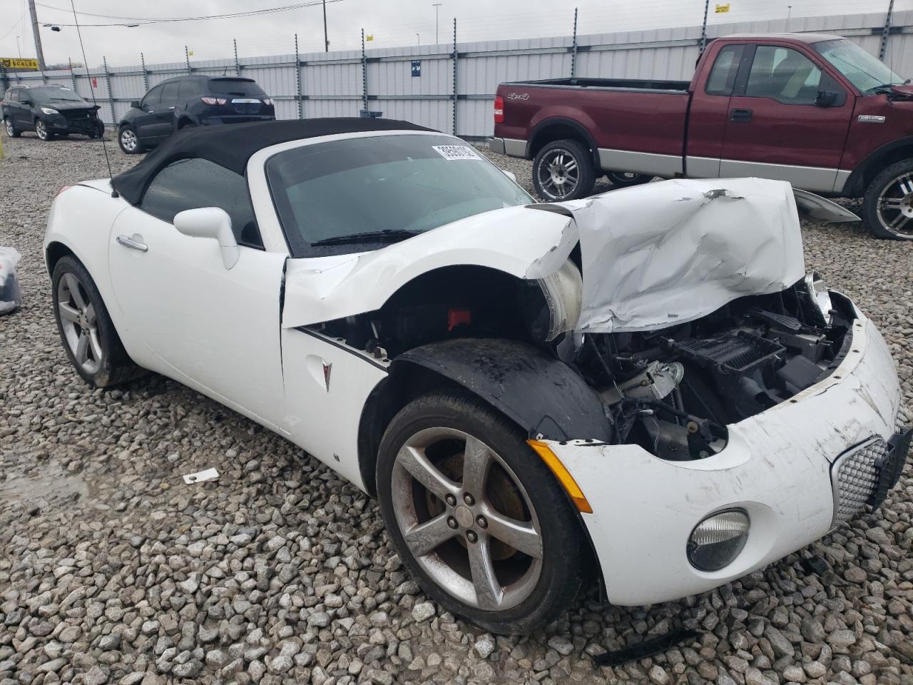 PONTIAC SOLSTICE 2007 with VIN 1G2MB35B67Y108873 - Photo from auction