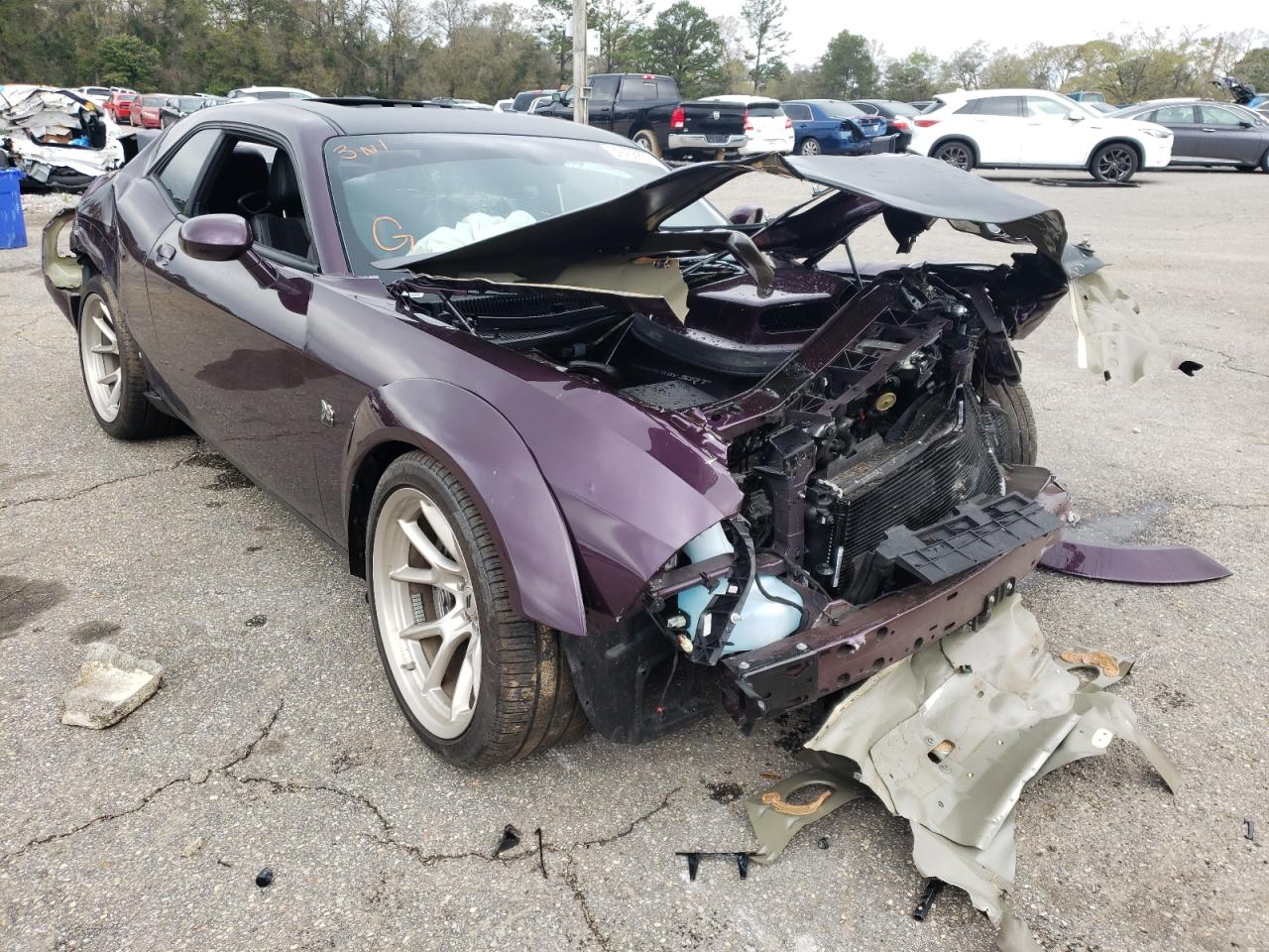 DODGE CHALLENGER 2020 with VIN 2C3CDZFJ5LH182577 - Photo from auction