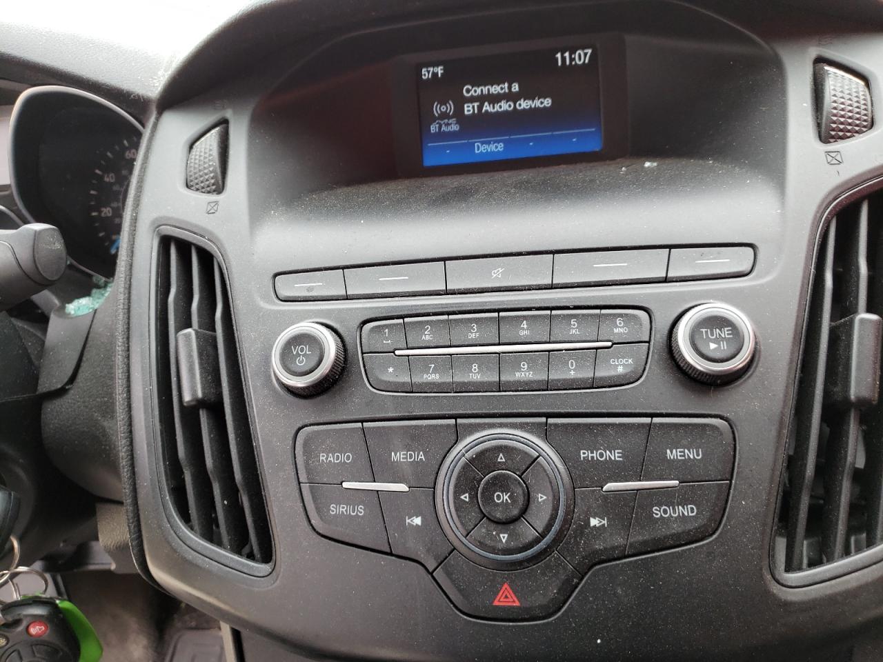 Photo 9 from auction – 2018 FORD FOCUS SE with VIN 1FADP3F29JL315103