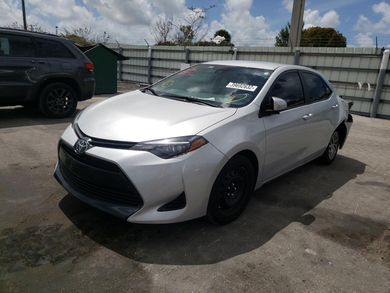 Photo 2 from auction – 2019 TOYOTA COROLLA L with VIN 2T1BURHE4KC172770