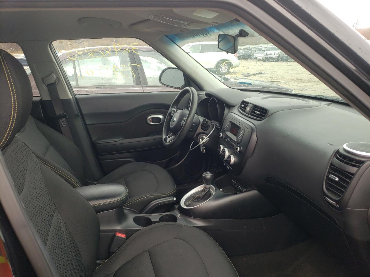Photo 5 from auction – 2015 KIA SOUL + with VIN KNDJP3A56F7799911