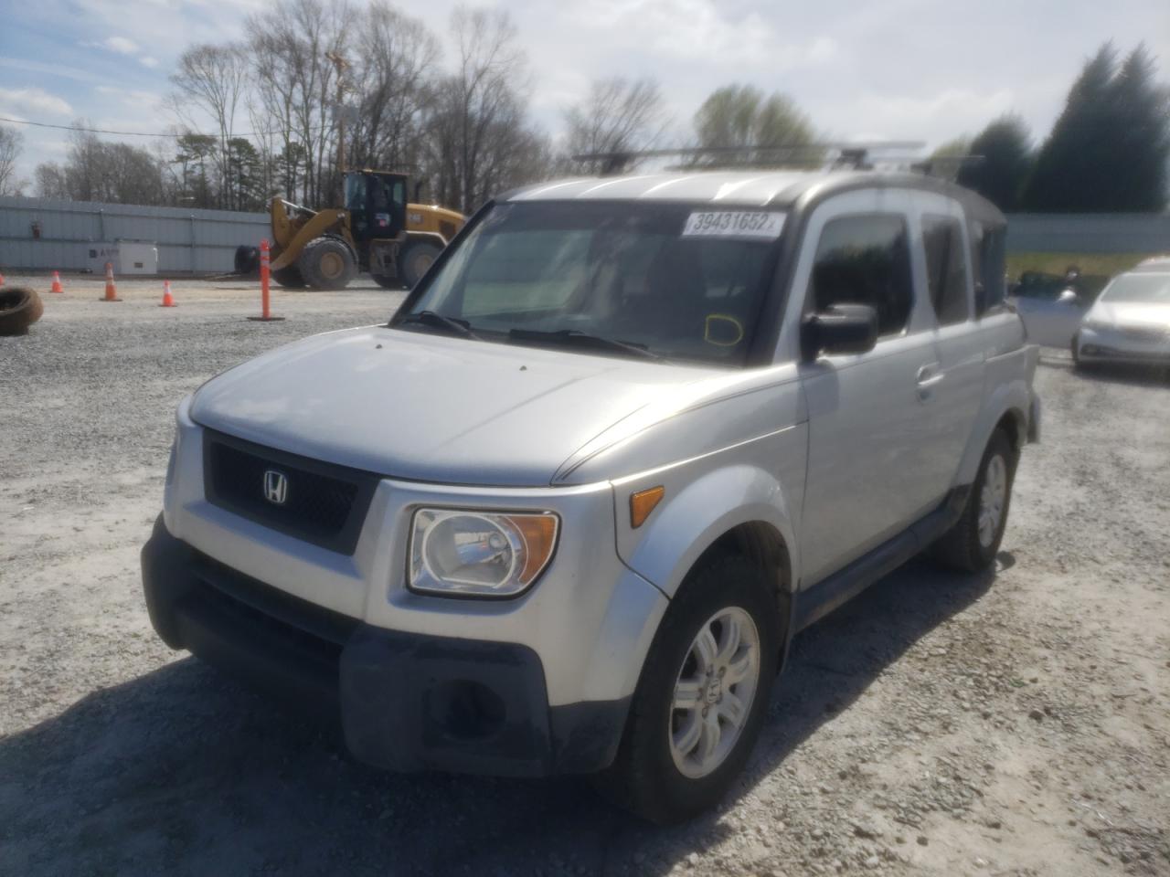 Photo 2 from auction – 2006 HONDA ELEMENT EX with VIN 5J6YH28756L007973