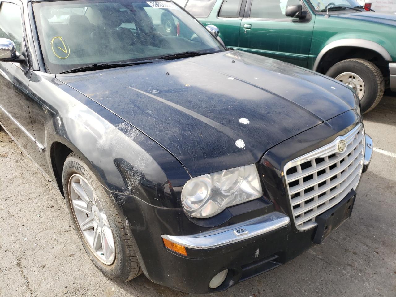 Photo 9 from auction – 2005 CHRYSLER 300C with VIN 2C3AA63H75H608269
