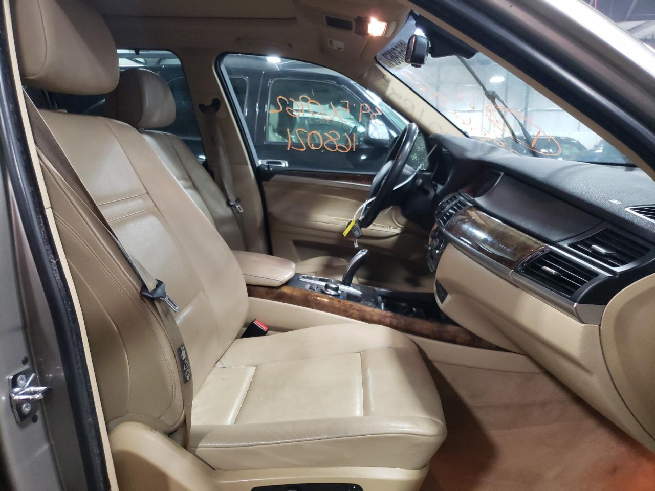 Photo 5 from auction – 2008 BMW X5 3.0I with VIN 5UXFE43588L008429